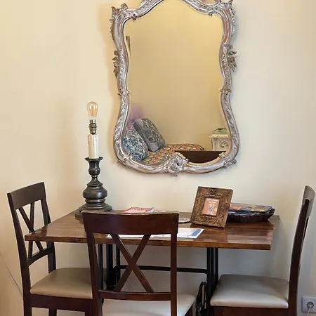 Bento Charming By Sixtyfive Boutique *